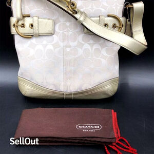 Coach‎ Women's Signature Crossbody Bag
